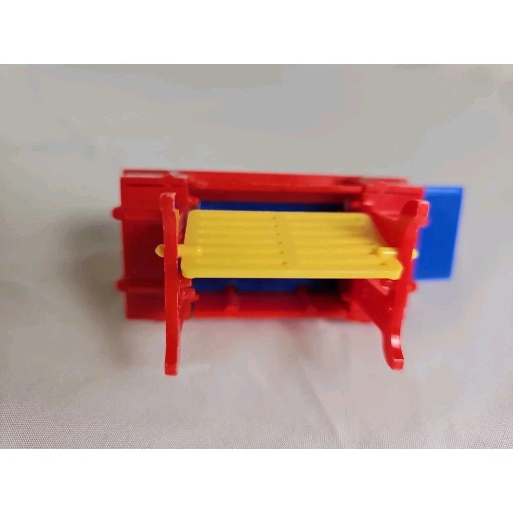 VTG Renwal Dollhouse Sewing Machine & Table No. 116-89 Miniature Furniture Red